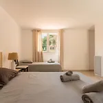 Vue Presqu'ile De Giens Avec Piscine *
