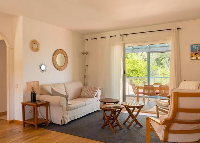 Vue Presqu'ile De Giens Avec Piscine Villa Hyères