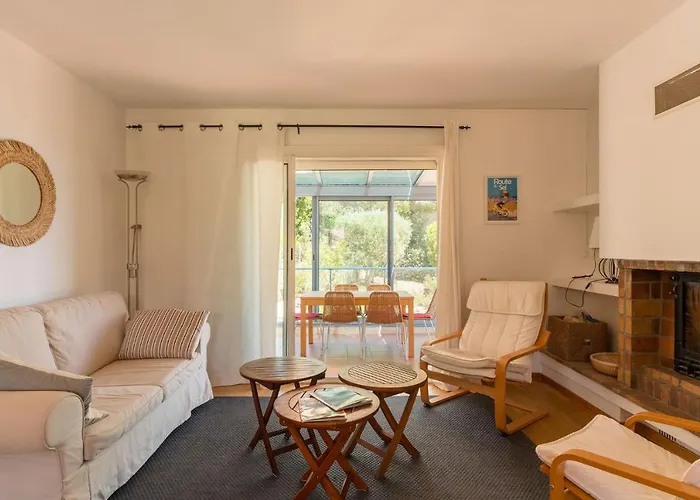 Vue Presqu'ile De Giens Avec Piscine *